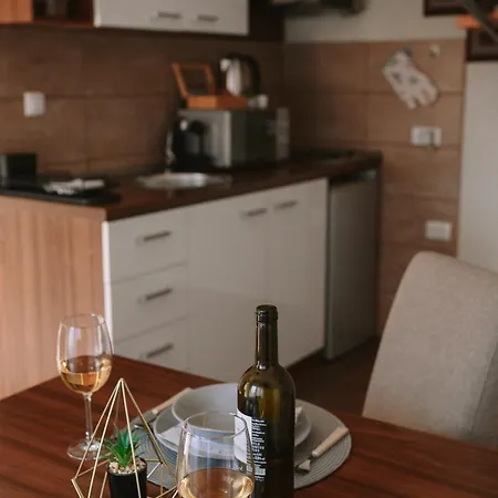 Apartment Matino 1 *